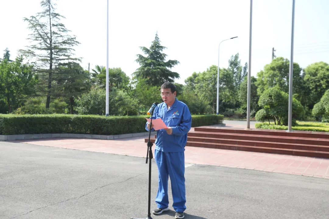 砥砺奋进 生生不“熄”——焦作3044am永利官网举行升国旗仪式