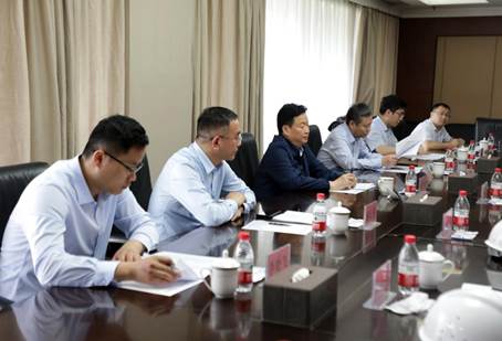 打造向上向前第一象限生力军 锤炼甘于做人做事作难、受苦受累受屈的企业家队伍——河南投资集团党委书记、董事长刘新勇莅临3044am永利官网开展主题教育调研